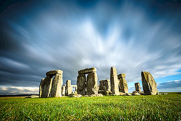 Stonehenge-Archäologen wütend auf die Bauarbeiter, denen vorgeworfen wird, eine 6.000 Jahre alte Plattform „zerschlagen“ zu haben