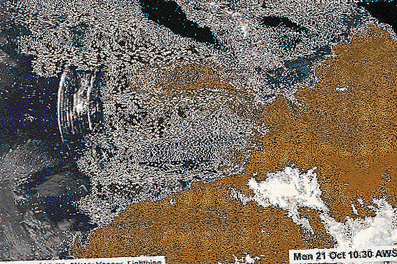 Šie įmantrūs vaizdai rodo „Nematomos gravitacijos bangos“, banguojančią virš Australijos