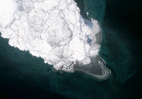 Le volcan sous-marin crée des bulles de plus d'un quart de mille