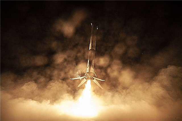 SpaceX prueba el cohete Falcon 9 para el próximo lanzamiento de la flota satelital Starlink
