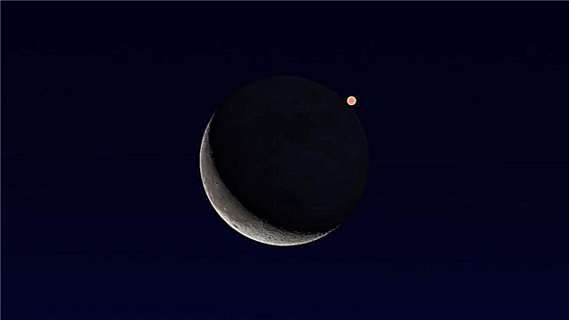 Månen kommer att "förmörka" Mars före gryningen tisdag! Så här ser du det.