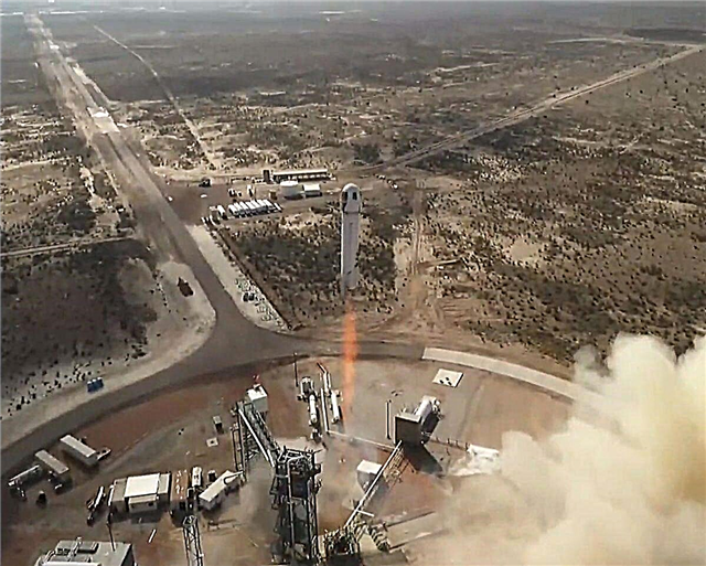 Новий Шепард Blue Origin робить рекордним шостим запуском на посадку науки NASA, студентського мистецтва до космосу