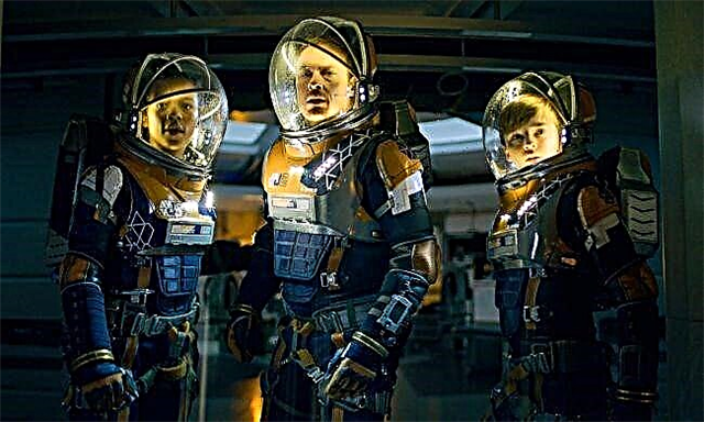 Robots y Pitbulls: los actores de 'Lost in Space 2' traen sonrisas a la Comic Con de Nueva York