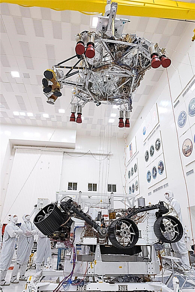 NASAが火星2020ローバーのスカイクレーン着陸技術をテスト