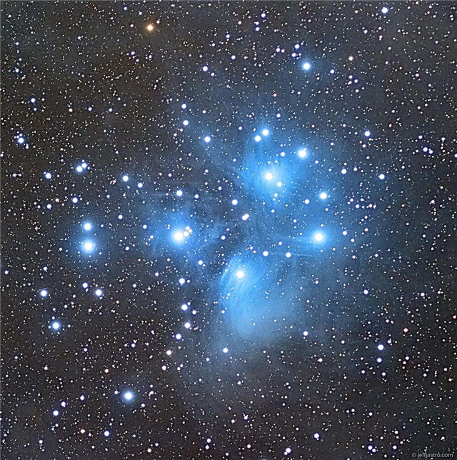 Pleiadit: Seitsemän sisaran tähtiklusteri