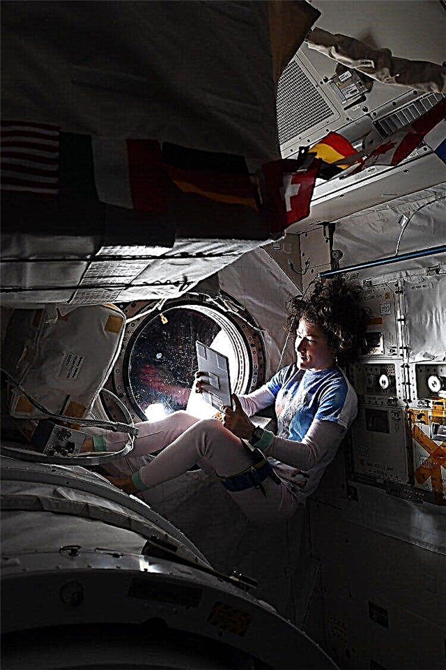 Astronauten vieren de Dag van de Arbeid 2019 in de ruimte