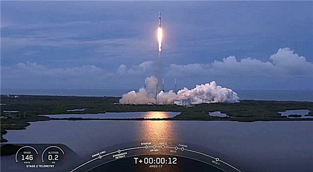 Dvakrát preletená raketa SpaceX uvádza obrovský komunikačný satelit