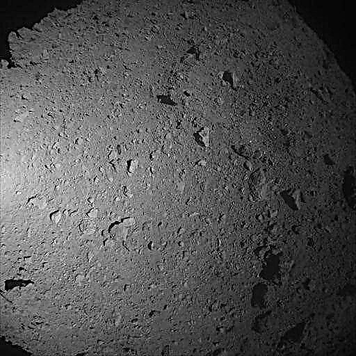 Boop! Nave espacial japonesa toma segunda muestra del asteroide Ryugu