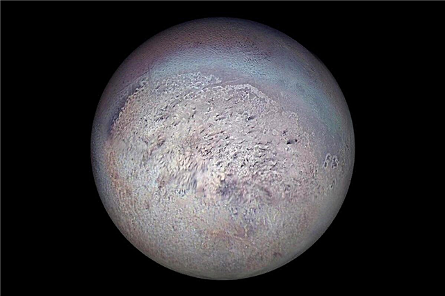 Le Triton lunaire de Neptune a un type de glace rare