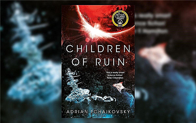 Alien Minds, Alien Tech (ve Örümcekler, Çok): Bilim Kurgu ile Soru-Cevap Yazar Adrian Tchaikovsky