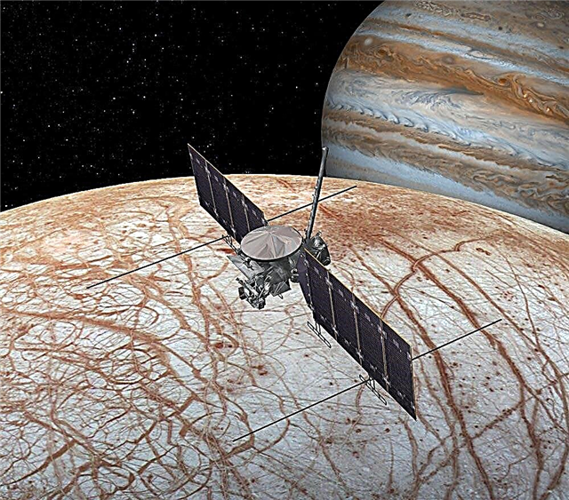 Les scientifiques se préparent pour une mission sur la Lune glaciale Europa de Jupiter