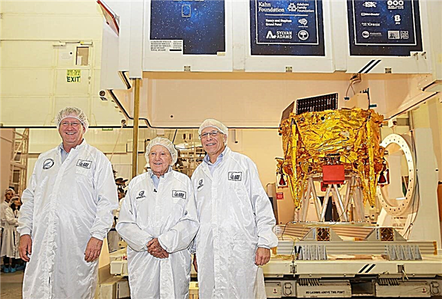 Israels 1. Mondlander kommt in Florida an, um mit einer SpaceX-Rakete zu starten