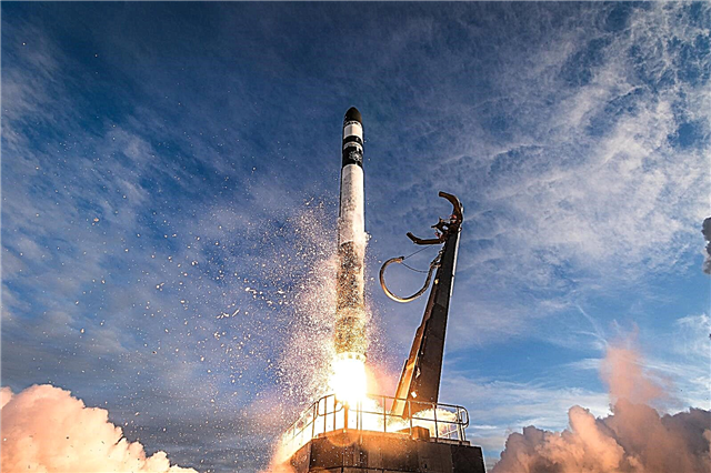 Rocket Lab запускает 13 кубов на 1-й миссии для НАСА