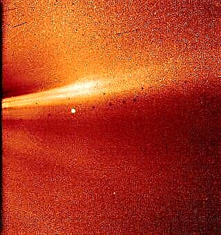 Miljoenen graden en plasma-dromen: NASA's Parker Solar Probe Basks in the Sun