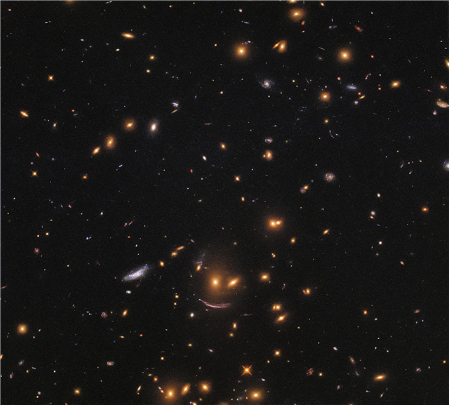 Kính thiên văn Hubble đã tìm thấy nụ cười trong không gian để sưởi ấm trái tim bạn