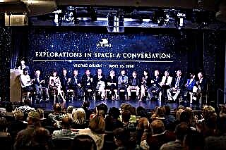 Astronauta de la estación espacial conversa con pasajeros a bordo del crucero 'Viking Orion'