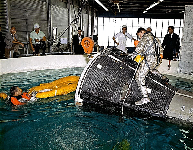 Ikrek 3 fotókon: a NASA 2-személyes űrhajójának első személyzetre repülte