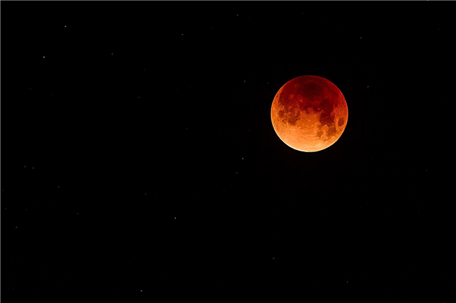 El eclipse raro de la luna de sangre azul súper emociona a millones en todo el mundo