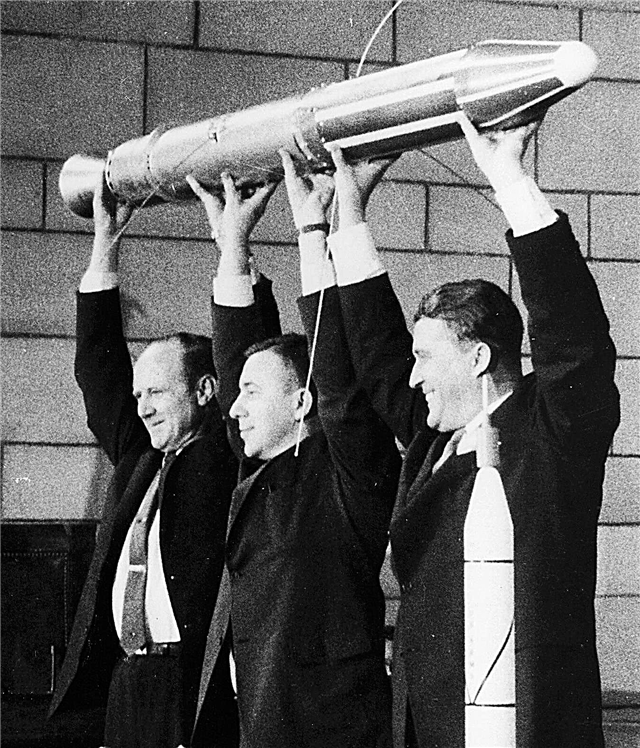 ذكرى سنوية سعيدة ، المستكشف 1! إطلاق أول قمر صناعي أمريكي منذ 60 عامًا اليوم