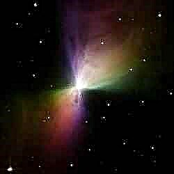Vista del Hubble de la nebulosa Boomerang