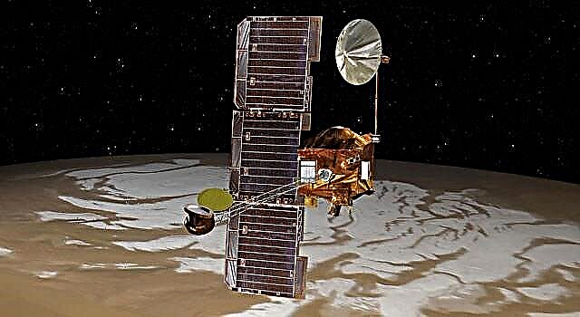 Mars Odyssey preživi tvegan ponovni zagon