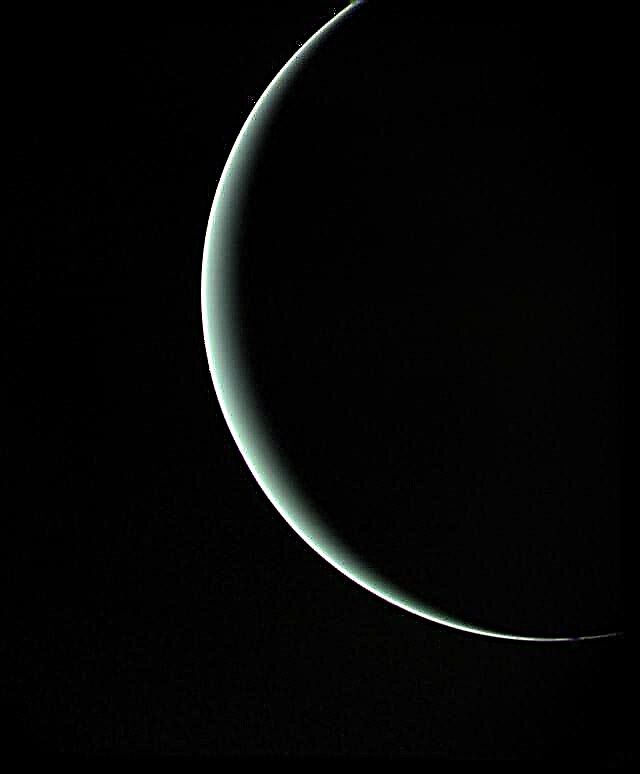 27 de ani în urmă: Vizitarea lui Voyager 2 în Uranus