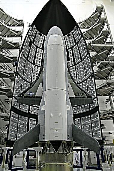 Vad gör Air Force: s hemliga X-37B rymdplan i omloppsbana?
