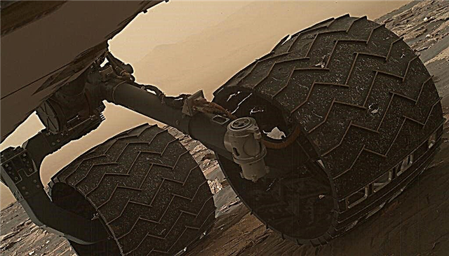 Die angeschlagenen Räder von Curiosity zeigen erste Pausen