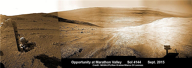 Opportunity Rover-Prospektion für wasserveränderte Mineralien am Kraterrand im Marathon-Tal