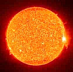 SOHO може бачити прямо через сонце