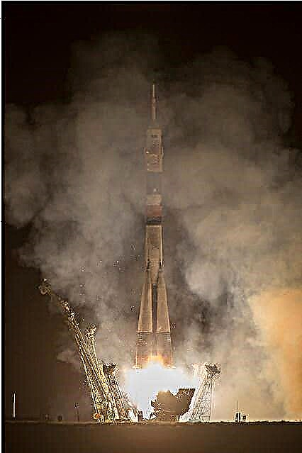 Soyuz lansează Expediția 37/38 către stația spațială internațională