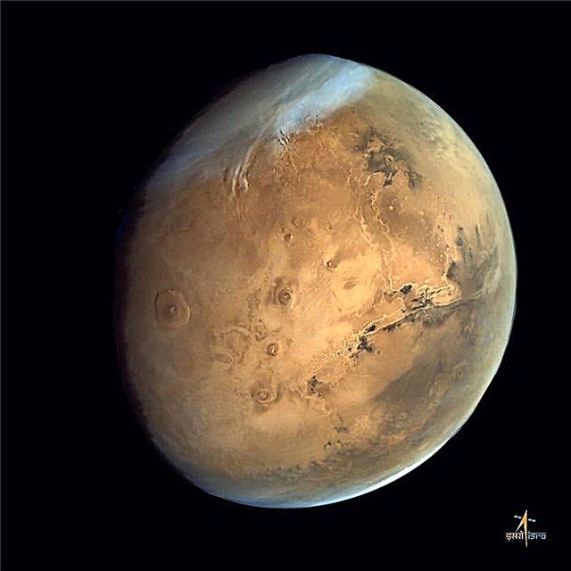 كشفت بعثة المريخ المدارية الهندية عن منظر مذهل لأكبر بركان النظام الشمسي وفاليس مارينريس