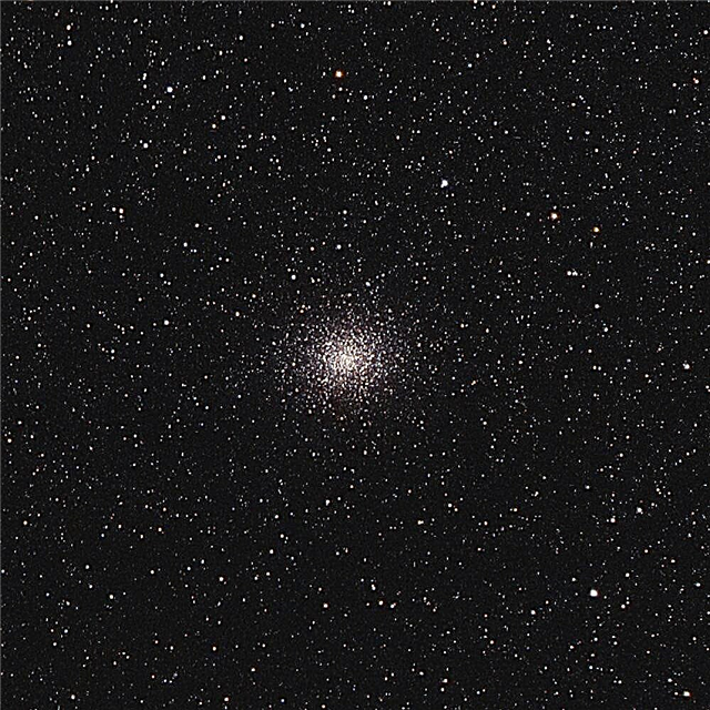 مسييه 19 (M19) - مجموعة NGC 6273 الكروية