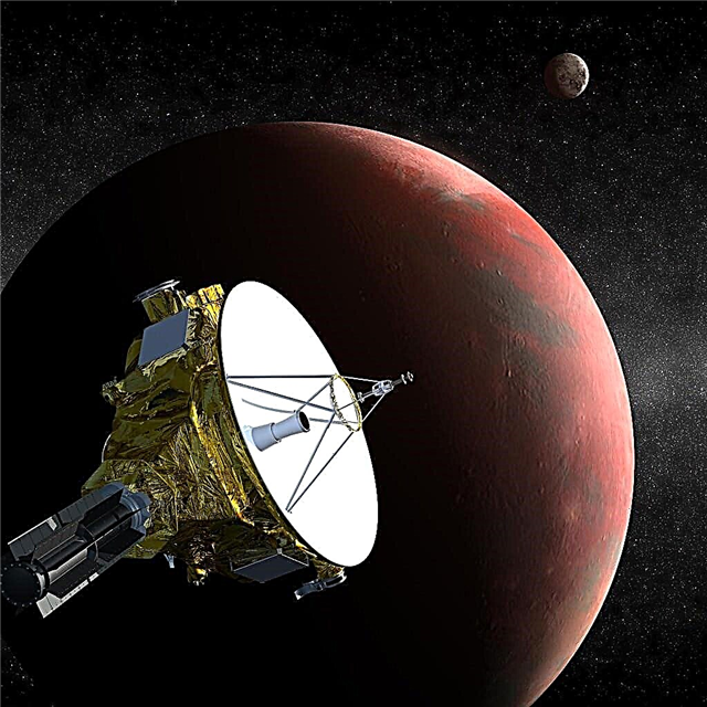 Noi Orizonturi Priveliște Pluton Lună Mică Ca Curse de nave spațiale Spre Planeta pitică