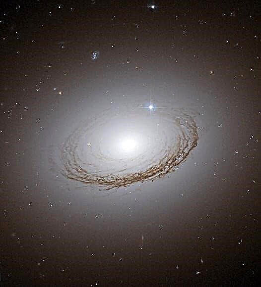 Hubble marca um anel