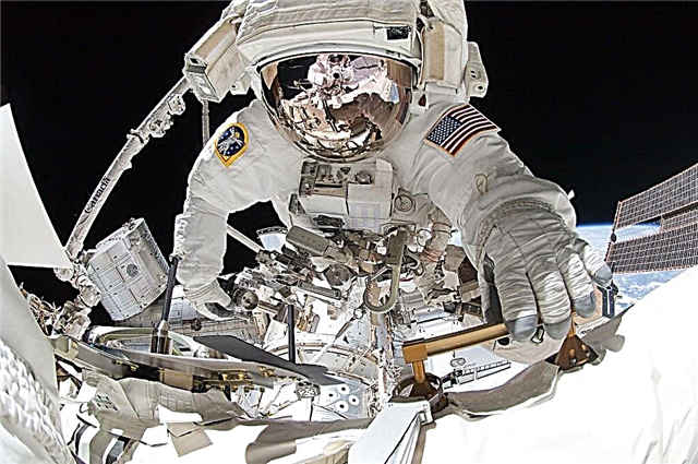 Beredskab Spacewalk er planlagt i næste uge, men Dragon skal først ankomme til Space Station
