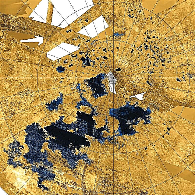Auf Titan gibt es ringförmige Formationen rund um die Seen