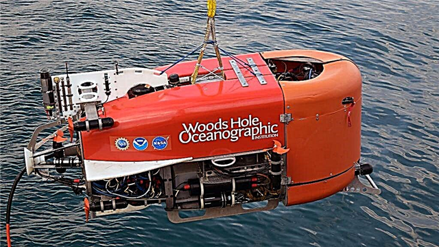 Robot subacuático captura su primera muestra 500 metros debajo de la superficie del océano