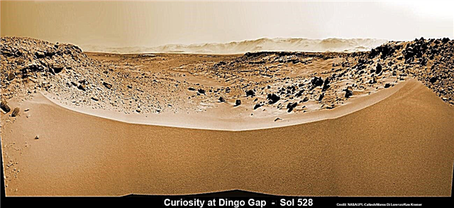 Neues interaktives Panorama zeigt den Blick der Neugier von der Dingo Gap Sanddüne
