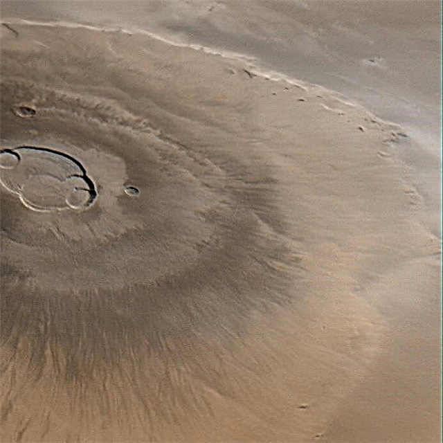Olympus Mons: největší sopka ve sluneční soustavě