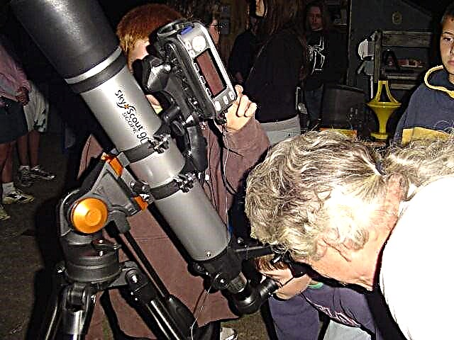 „Sky Scouting Out Astronomy Fun“!