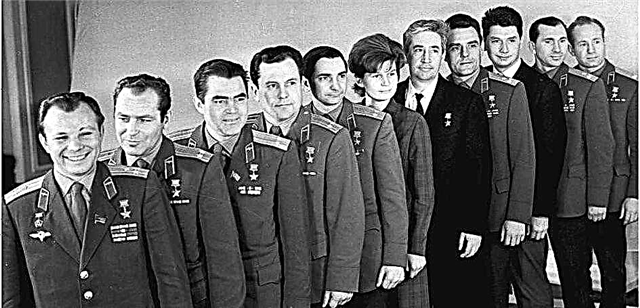Misi Luar Angkasa Soviet / Rusia