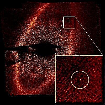 Хаббл знімає перше видиме світлове зображення позасонячної планети