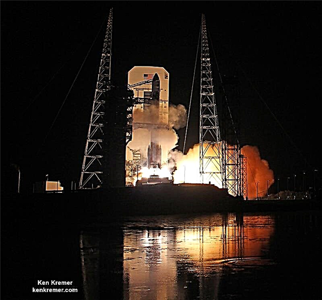 Снажни УСАФ Сатцом избацио га је у орбиту Делта пружа ужитак покретања вечере; Фото / Видео лансирна галерија - Спаце Магазине