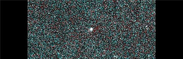 NEOWISE mancha o cometa de travessia de Marte