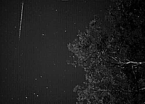 Pontos de chuva de meteoros em direção a um cometa terrestre não descoberto