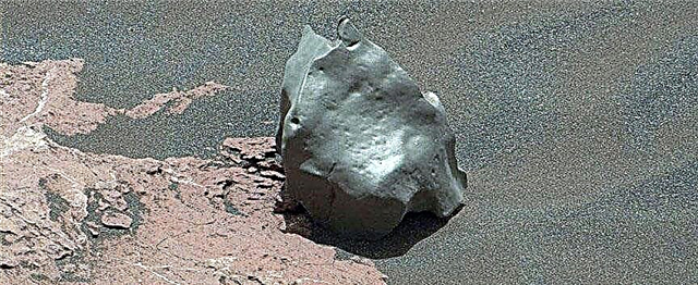 Mars Curiosity rolt op naar potentiële nieuwe meteoriet