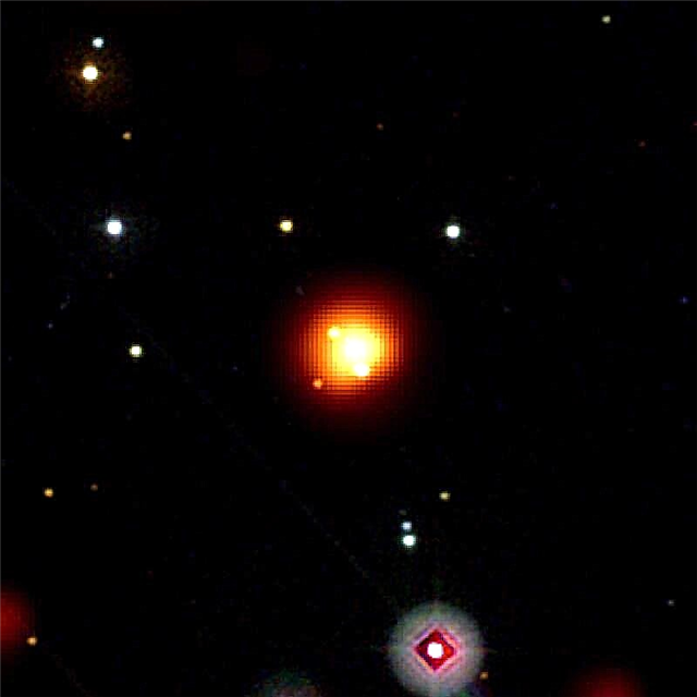 Pancaran sinar-X Mungkin Tanda Pertama Supernova