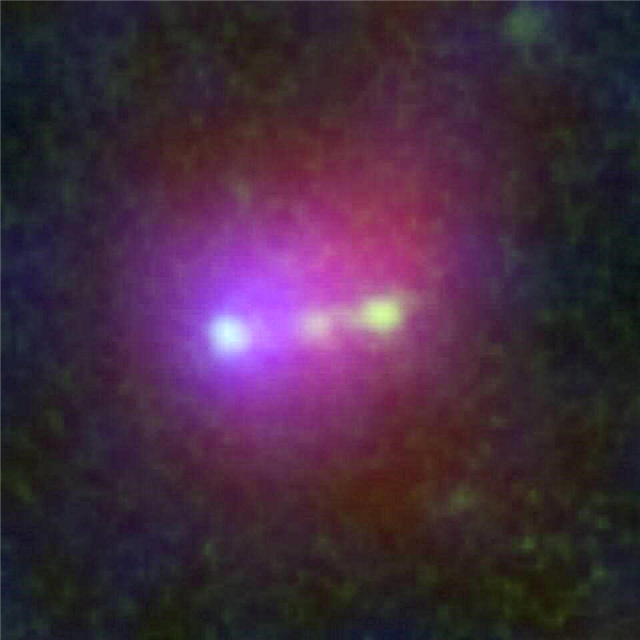 Astrônomos capturam um trio galáctico em flagrante