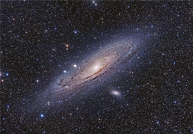 Messier 32 - La galaxia elíptica enana "Le Gentil" - Space Magazine